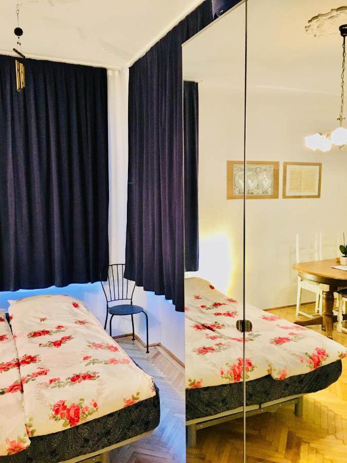 Romantic Studio In Budapest 12Th District Close To Mom Park Leilighet Eksteriør bilde